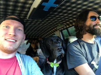 20161201_195250606_iOS